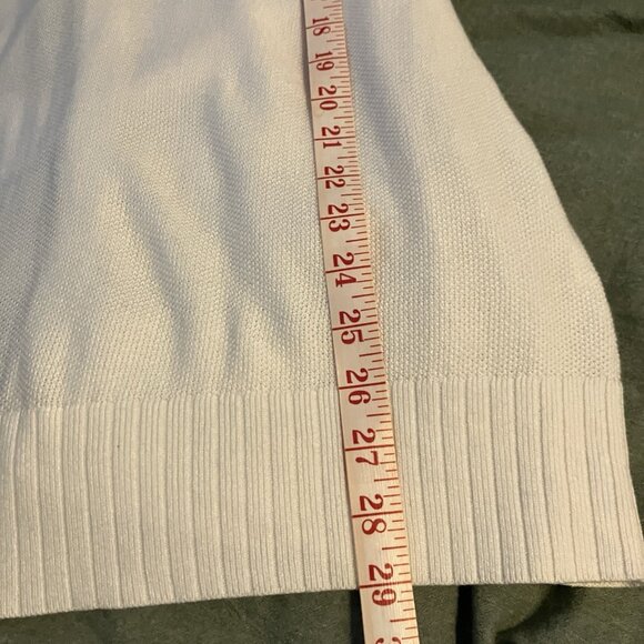 Lululemon Sincerely Yours Sweater Womens White Knit Open Back Workout Yoga - Picture 10 of 10